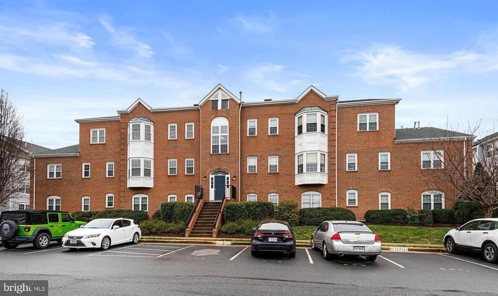 Unit for sale at 665 CONSTELLATION SQUARE SE, LEESBURG, VA 20175