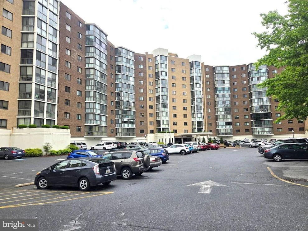 Unit for sale at 15115 INTERLACHEN DRIVE, SILVER SPRING, MD 20906