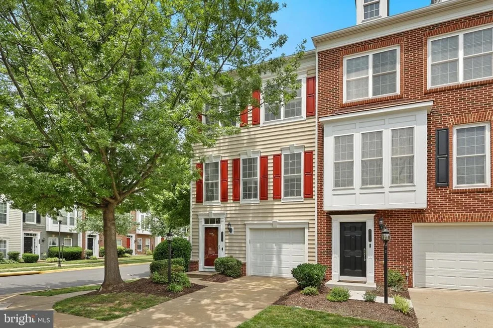 Unit for sale at 2114 IVY STONE PLACE, WOODBRIDGE, VA 22191