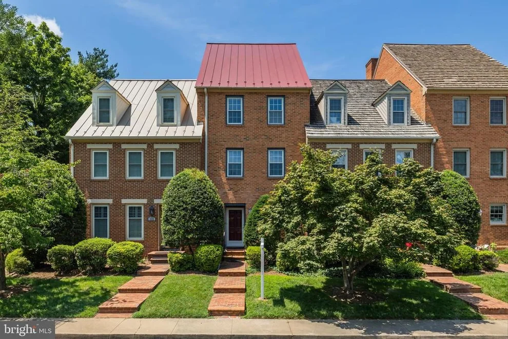 Unit for sale at 815 COLLEGE AVENUE, FREDERICKSBURG, VA 22401