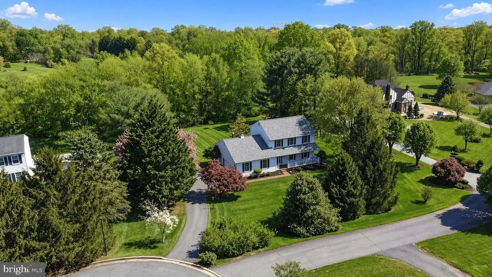Unit for sale at 11 COUNTRY HILL COURT, KINGSVILLE, MD 21087
