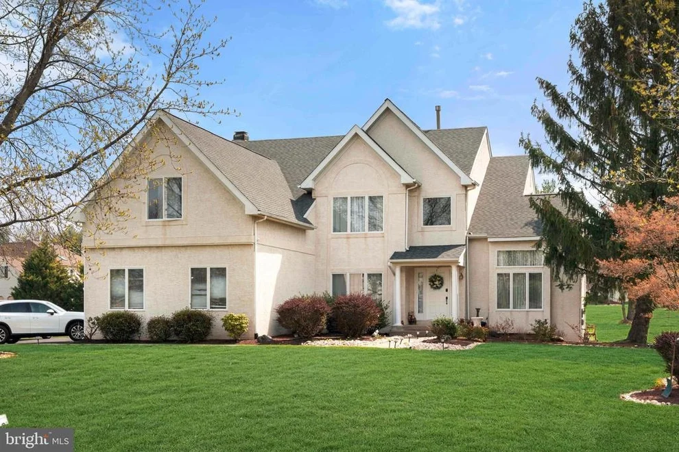 Unit for sale at 18 DARTMOUTH LANE, RICHBORO, PA 18954
