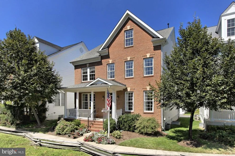 Unit for sale at 13939 MALCOLM JAMESON WAY, CENTREVILLE, VA 20120