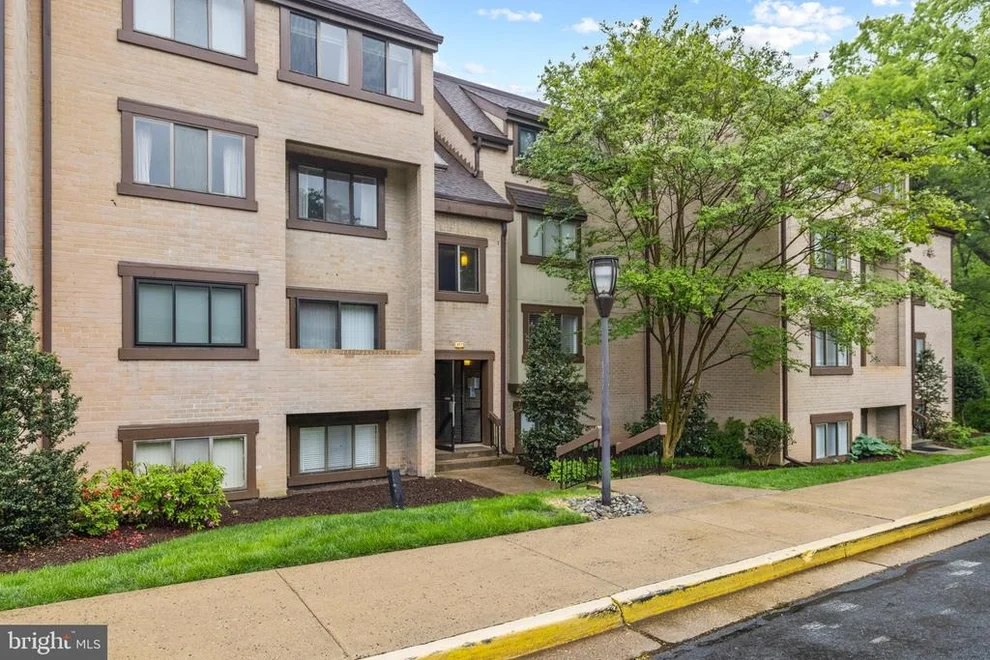 Unit for sale at 1673 PARKCREST CIRCLE, RESTON, VA 20190