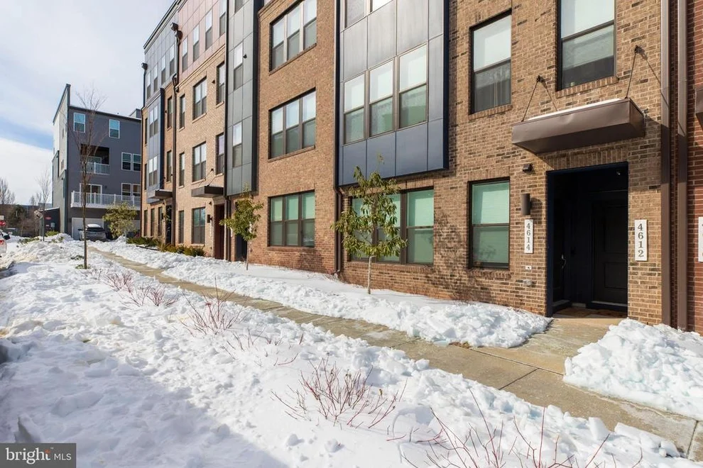 Unit for sale at 4614 OLIVINE DRIVE, CHANTILLY, VA 20151