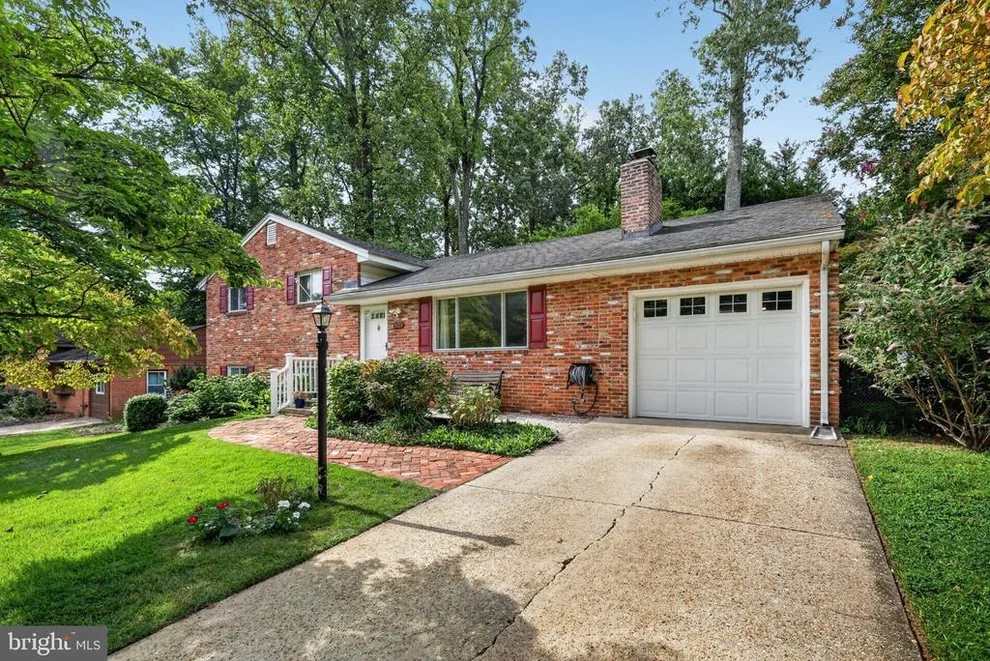 Unit for sale at 5624 QUEENSBERRY AVENUE, SPRINGFIELD, VA 22151