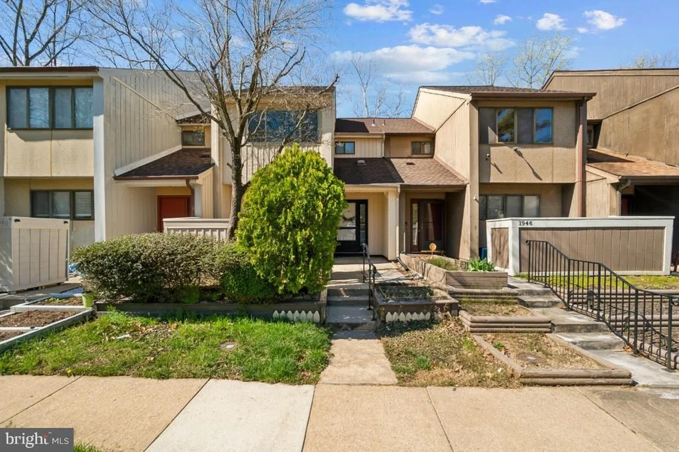Unit for sale at 1948 OLD POST TERRACE, WOODBRIDGE, VA 22191