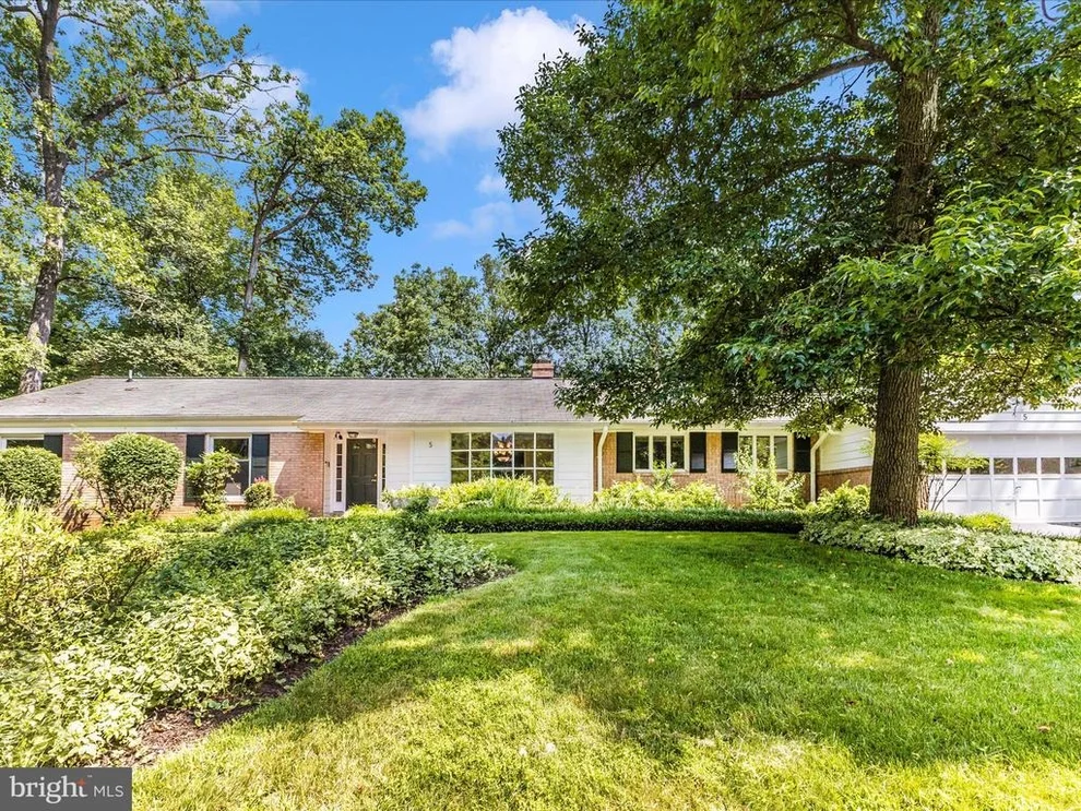 Unit for sale at 5 ROLLING KNOLL COURT, GAITHERSBURG, MD 20877