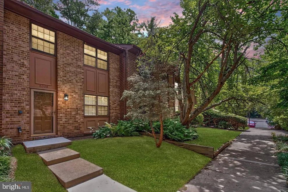 Unit for sale at 2006 HEADLANDS CIRCLE, RESTON, VA 20191