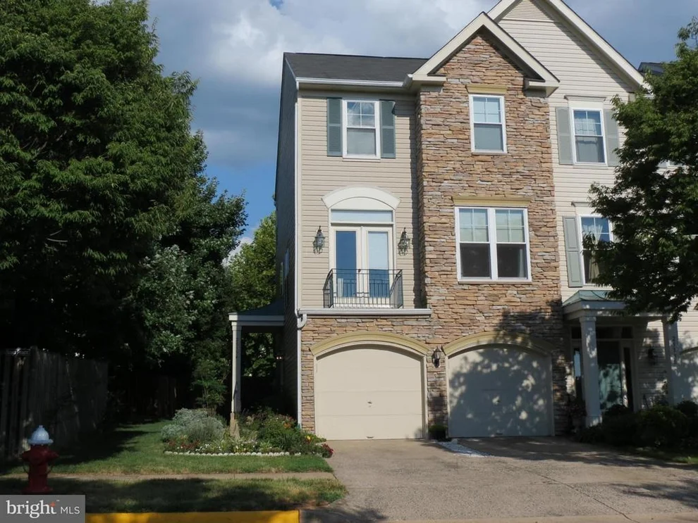 Unit for sale at 25334 ASHBURY DRIVE, CHANTILLY, VA 20152
