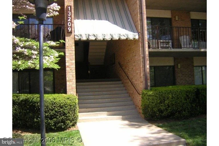 Unit for sale at 13209 DAIRYMAID DRIVE, GERMANTOWN, MD 20874