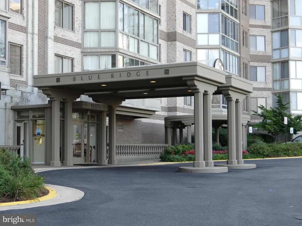 Unit for sale at 19375 CYPRESS RIDGE TERRACE, LEESBURG, VA 20176