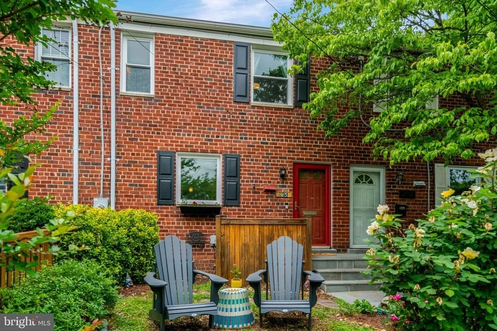 Unit for sale at 2932 SYCAMORE STREET, ALEXANDRIA, VA 22305