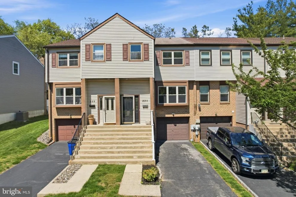Unit for sale at 225 BIRCH DRIVE, LAFAYETTE HILL, PA 19444