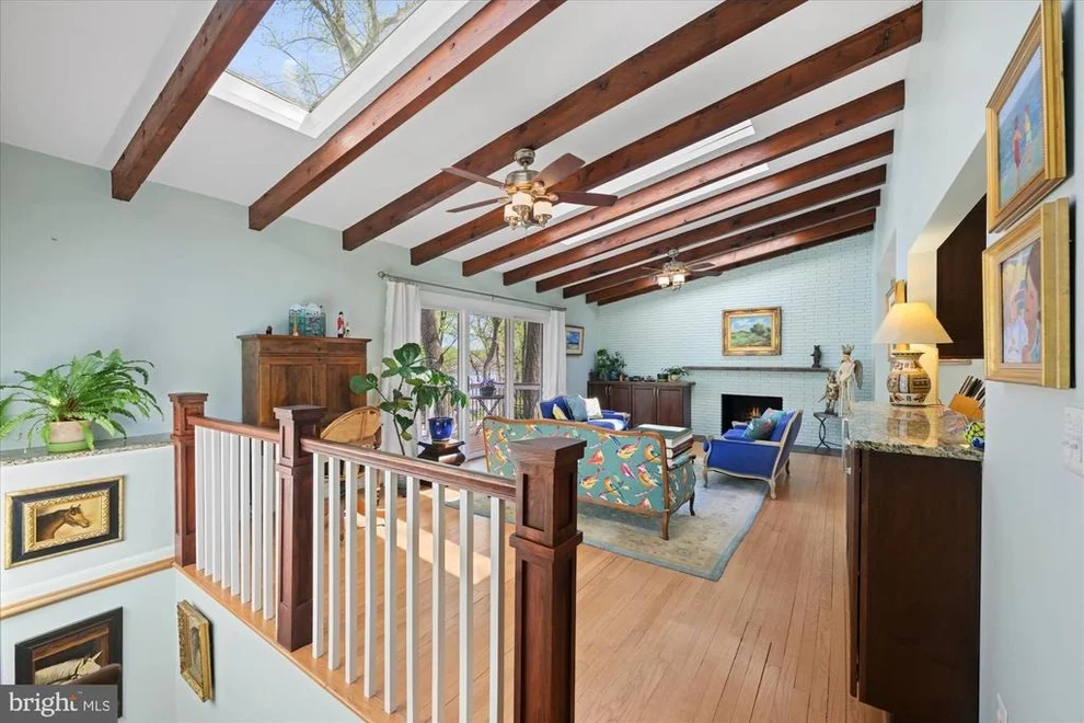 Unit for sale at 6439 LAKEVIEW DRIVE, FALLS CHURCH, VA 22041