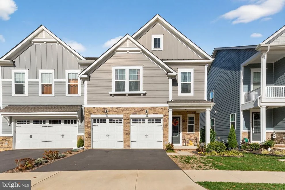 Unit for sale at 17945 WOODS OVERLOOK DRIVE, DUMFRIES, VA 22026