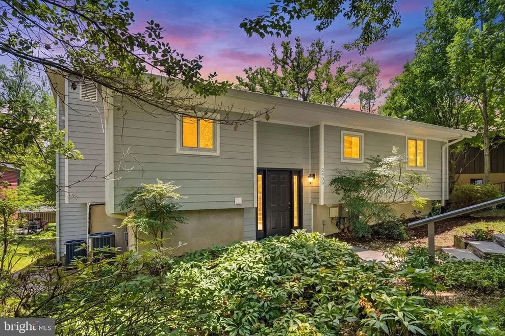 Unit for sale at 2409 CHESTNUT STREET, FALLS CHURCH, VA 22043