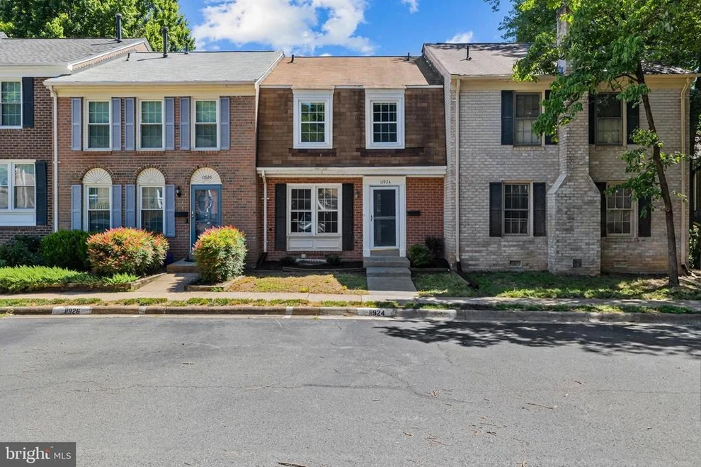 Unit for sale at 11924 TRAVISTOCK COURT, RESTON, VA 20191