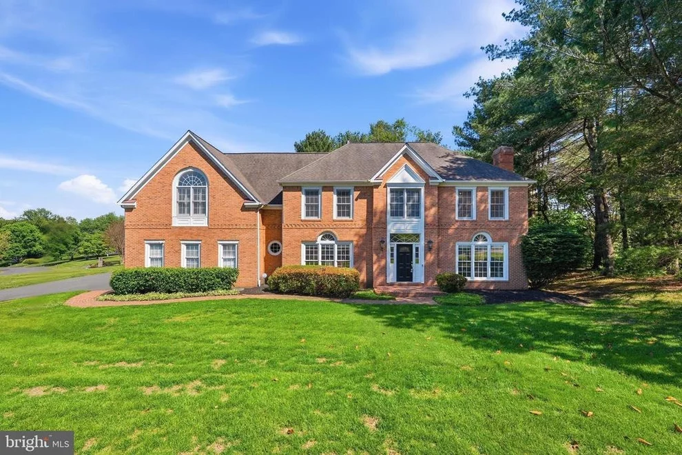Unit for sale at 915 WINSTEAD STREET, GREAT FALLS, VA 22066