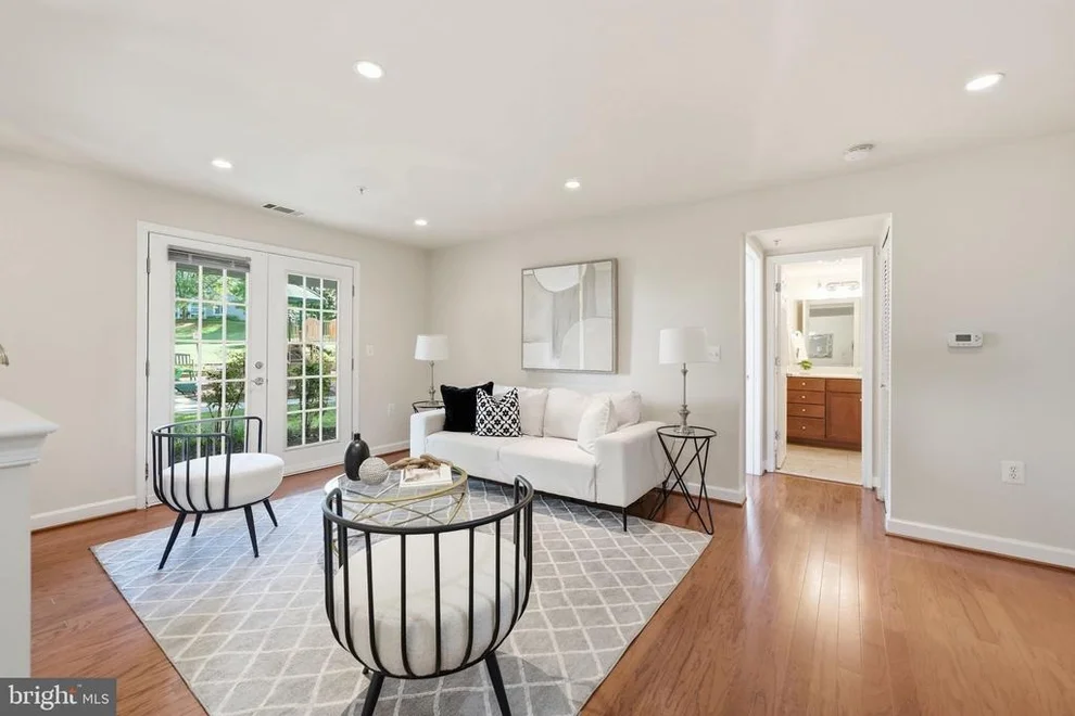Unit for sale at 4189 S FOUR MILE RUN DRIVE, ARLINGTON, VA 22204