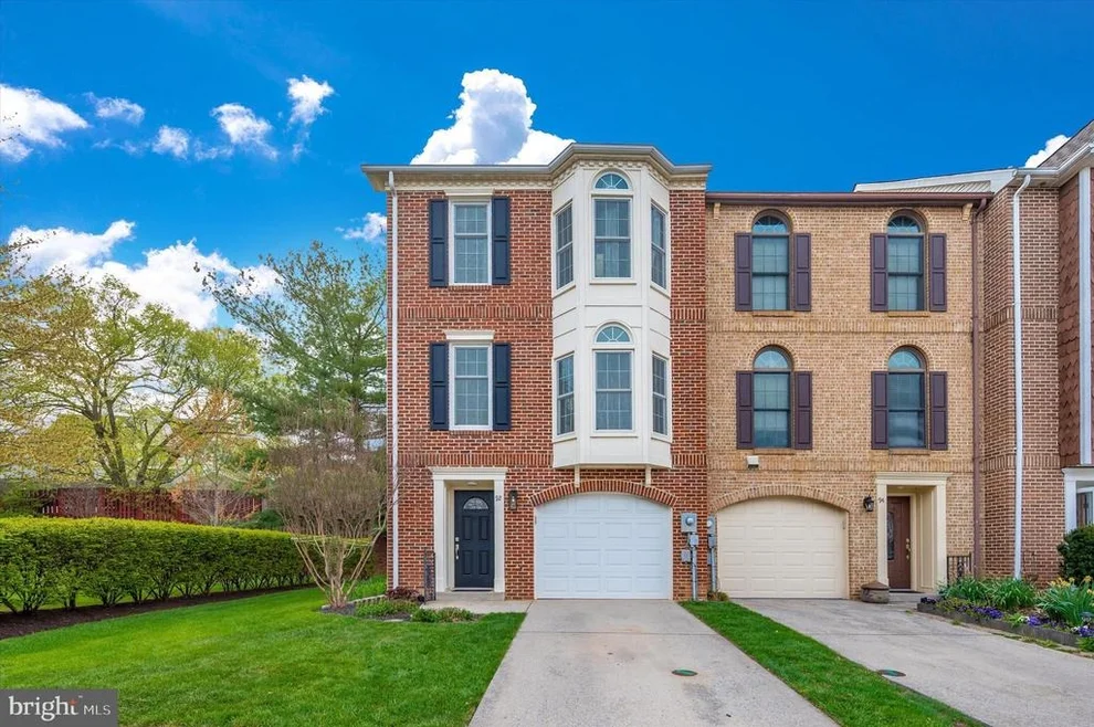 Unit for sale at 92 VICTORIA SQUARE, FREDERICK, MD 21702
