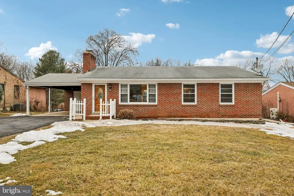 Unit for sale at 217 WOODPOINT AVENUE, HAGERSTOWN, MD 21740