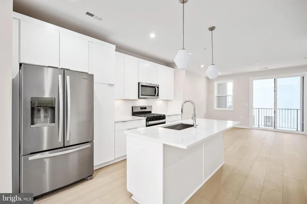Unit for sale at 14383 GLEN MANOR DRIVE, CHANTILLY, VA 20151