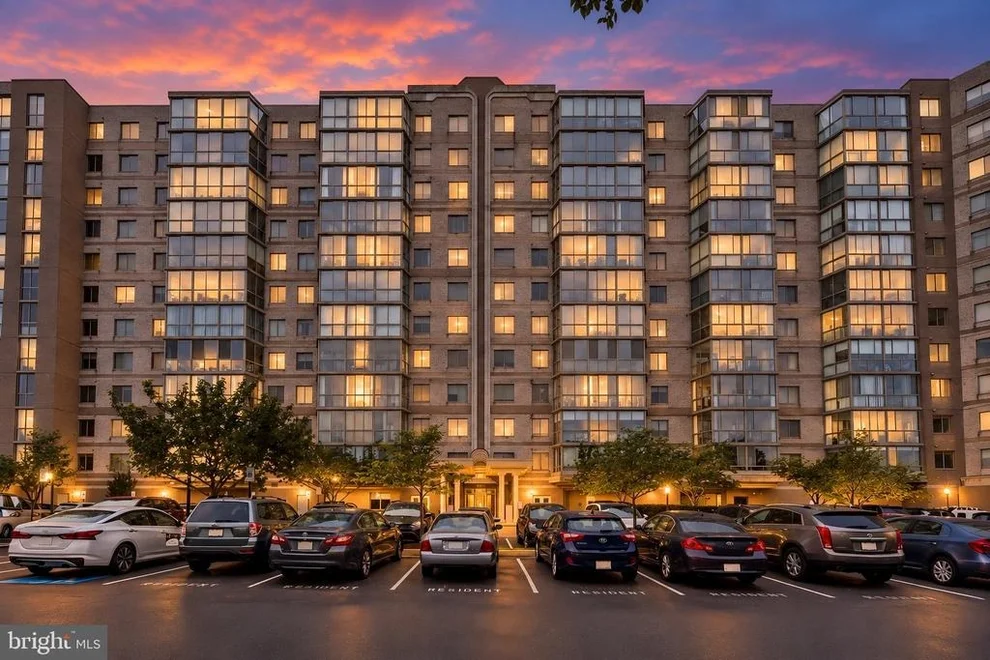 Unit for sale at 19355 CYPRESS RIDGE TERRACE, LEESBURG, VA 20176