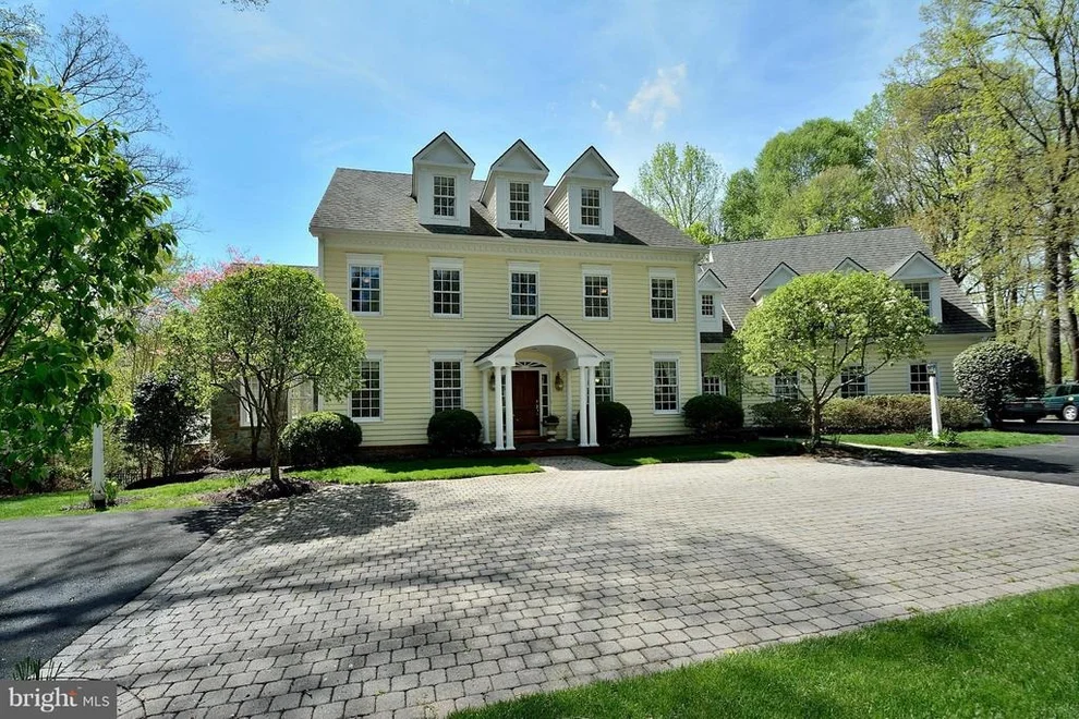 Unit for sale at 6717 WEMBERLY WAY, MCLEAN, VA 22101
