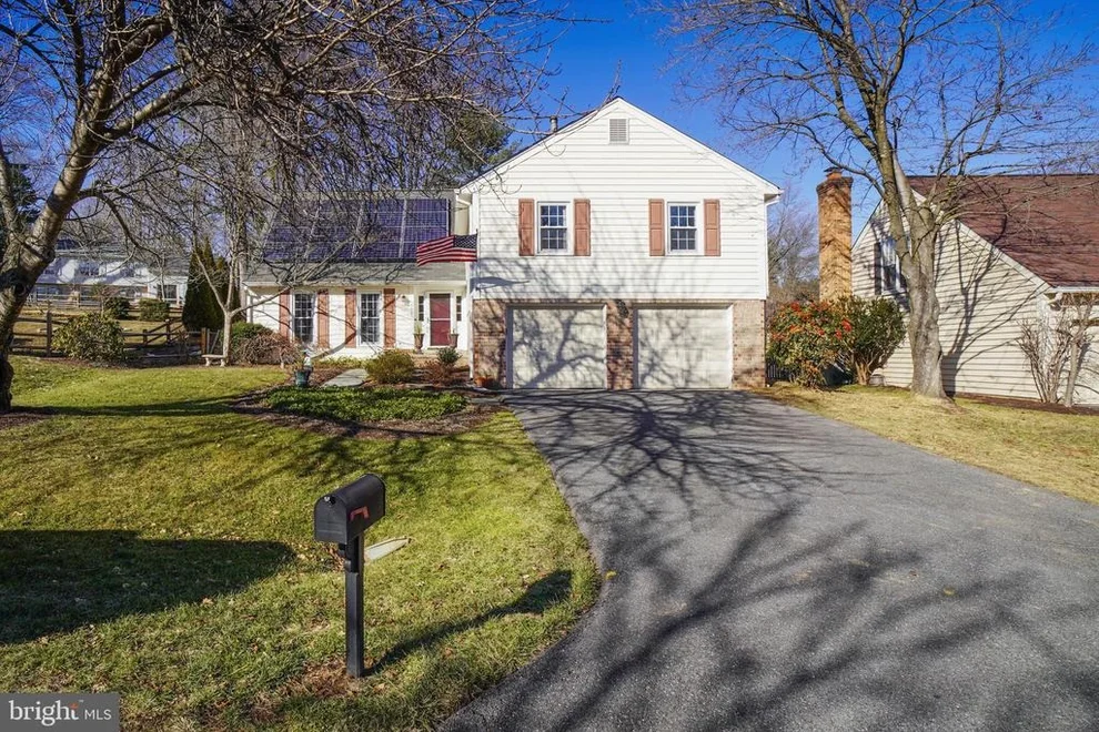 Unit for sale at 9809 MEADOWCROFT LANE, MONTGOMERY VILLAGE, MD 20886