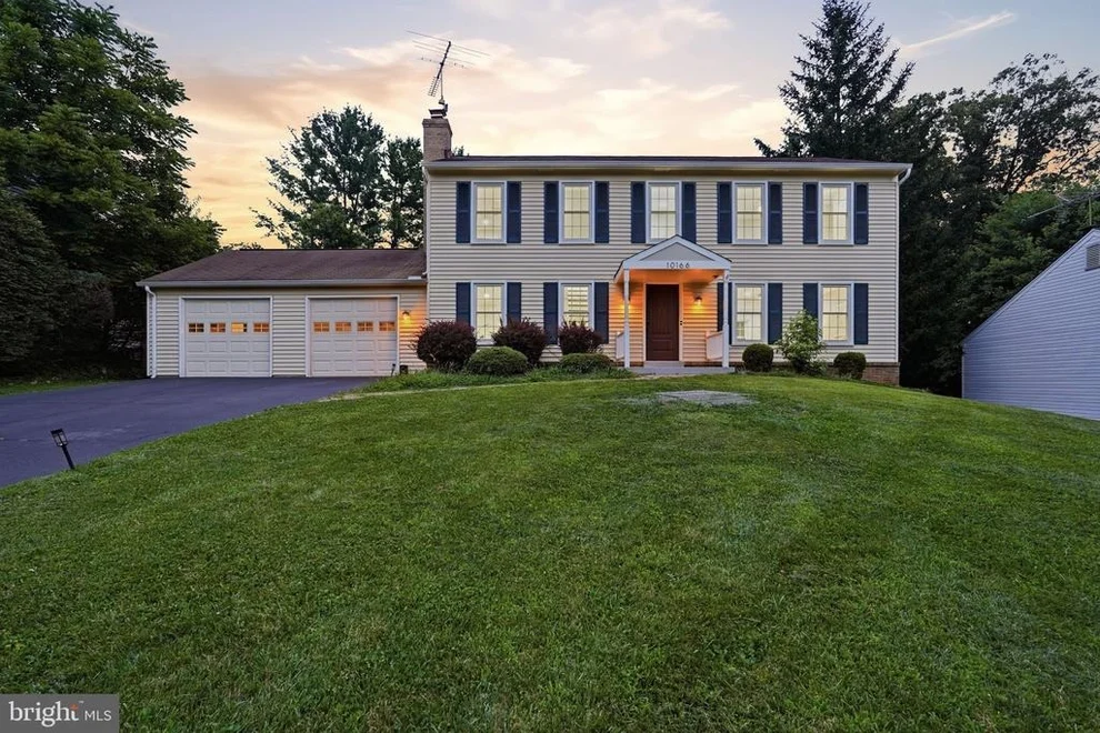 Unit for sale at 10166 YORKTOWN WAY, GREAT FALLS, VA 22066
