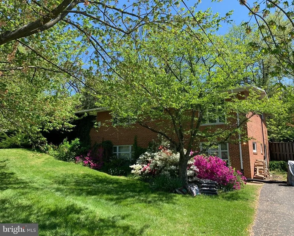 Unit for sale at 1809 BARBEE STREET, MCLEAN, VA 22101