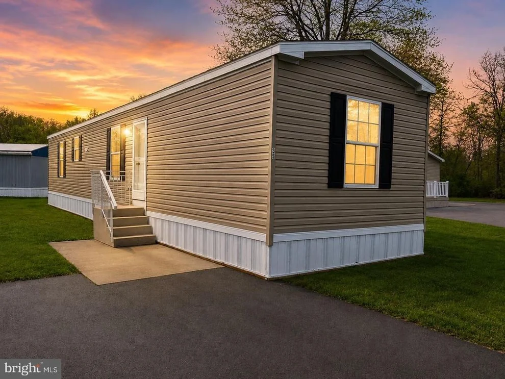 Unit for sale at 35 LYNN ST, MIFFLINBURG, PA 17844