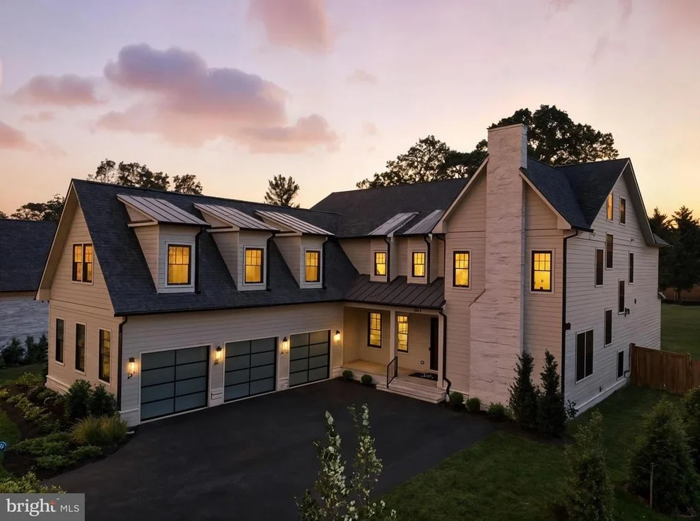 Unit for sale at 1111 INGLESIDE AVENUE, MCLEAN, VA 22101