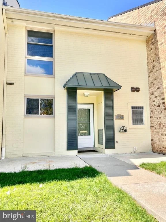 Unit for sale at 3294 GLENEAGLES DRIVE, SILVER SPRING, MD 20906