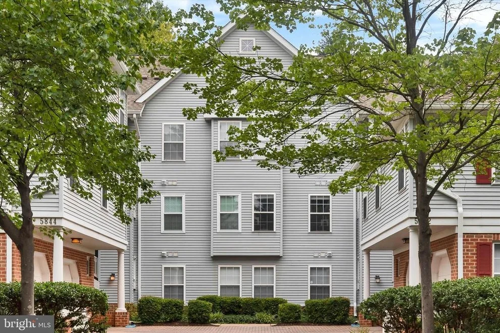 Unit for sale at 5844 WYNDHAM CIRCLE, COLUMBIA, MD 21044
