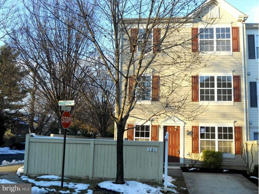 Unit for sale at 121 WHITESTONE WAY, FREDERICK, MD 21702