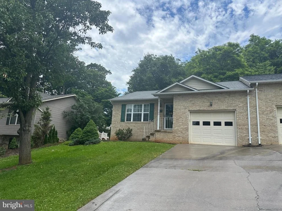Unit for sale at 609 CRESTHAVEN COURT, FRONT ROYAL, VA 22630