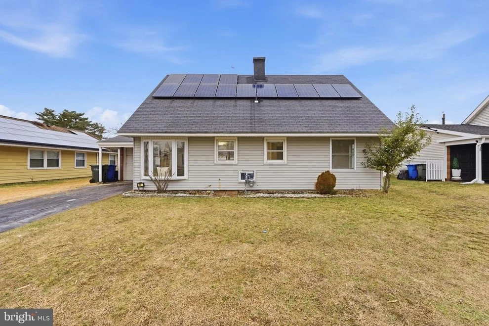 Unit for sale at 11 BIRDSEYE LANE, WILLINGBORO, NJ 08046