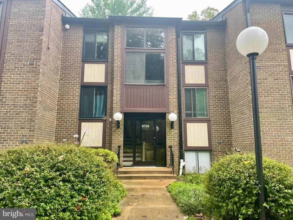 Unit for sale at 9735 KINGS CROWN COURT, FAIRFAX, VA 22031