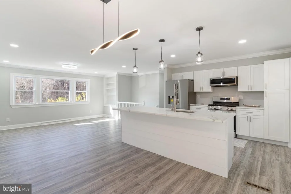 Unit for sale at 19 CREE DRIVE, OXON HILL, MD 20745