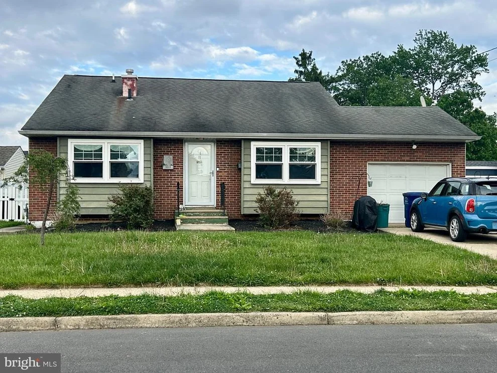 Unit for sale at 15 SWEETBRIAR LANE, BORDENTOWN, NJ 08505