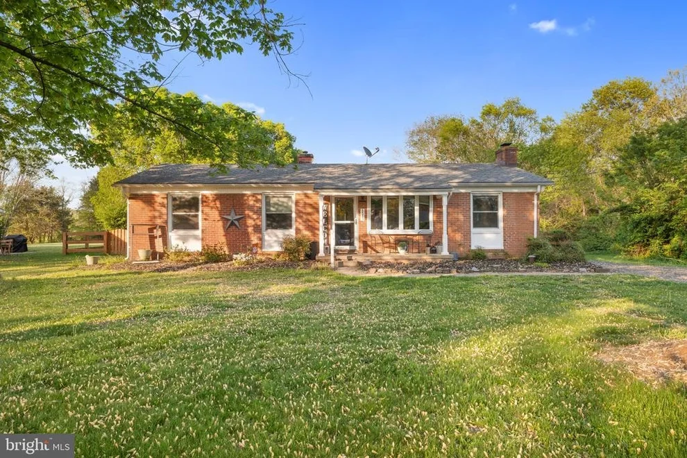 Unit for sale at 11743 SKYLARK DRIVE, NOKESVILLE, VA 20181