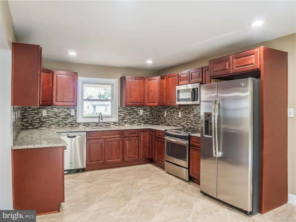 Unit for sale at 28 GIMBLE LANE, WILLINGBORO, NJ 08046