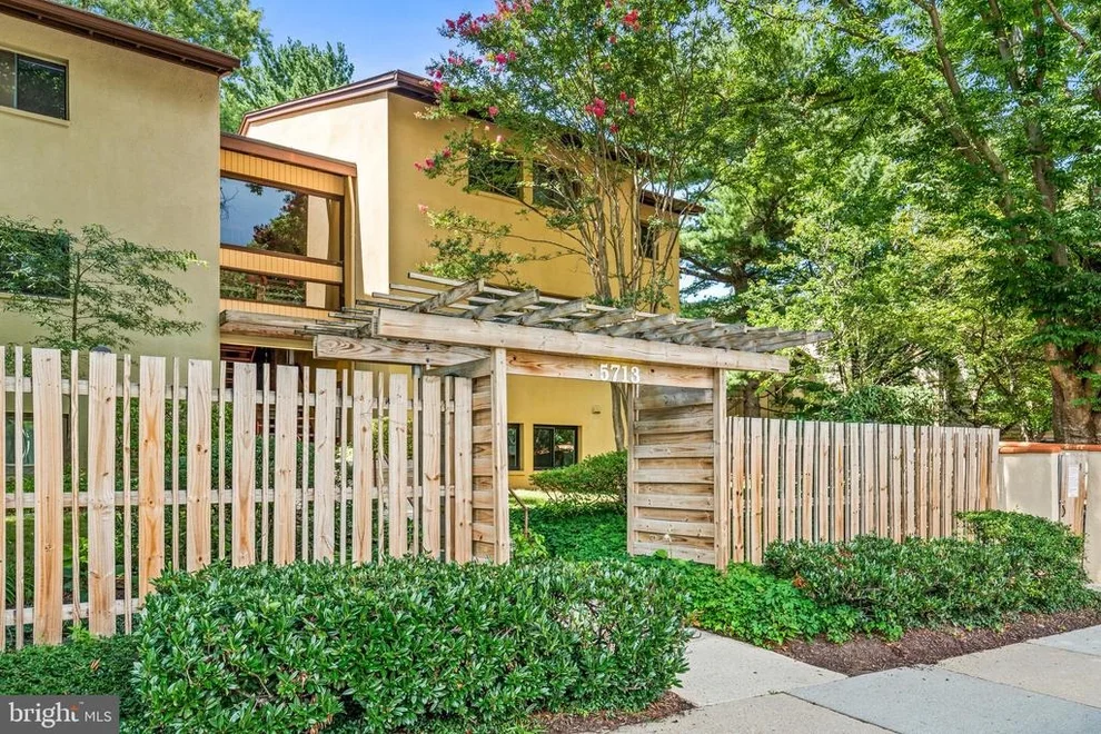 Unit for sale at 5713 HARPERS FARM ROAD, COLUMBIA, MD 21044