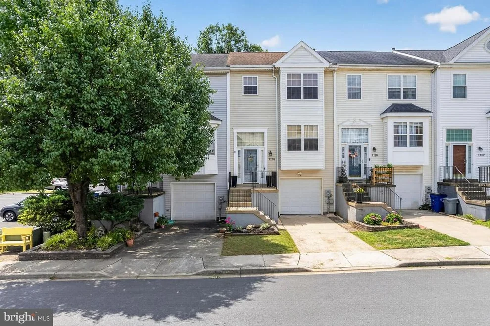 Unit for sale at 7128 COLLINSWORTH PLACE, FREDERICK, MD 21703