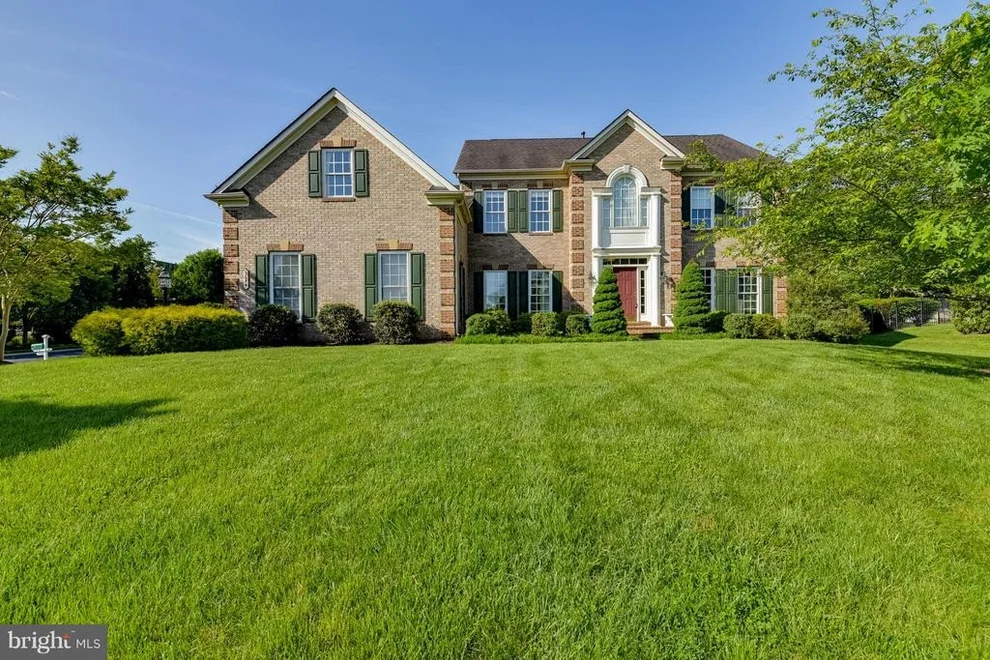Unit for sale at 5544 ROAN CHAPEL DRIVE, HAYMARKET, VA 20169