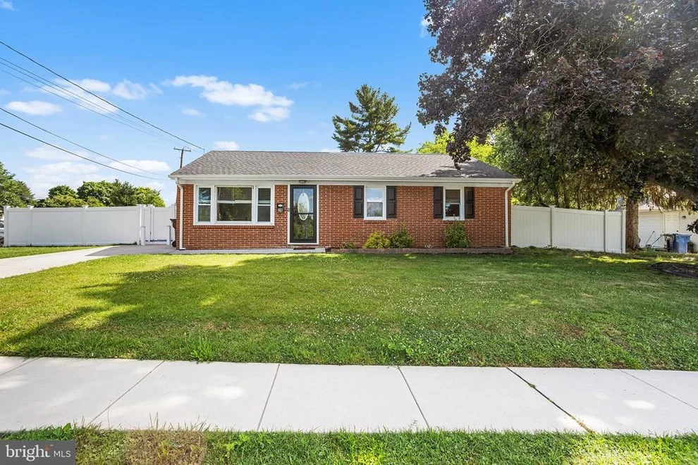 Unit for sale at 28 BAILEY STREET, WOODSTOWN, NJ 08098