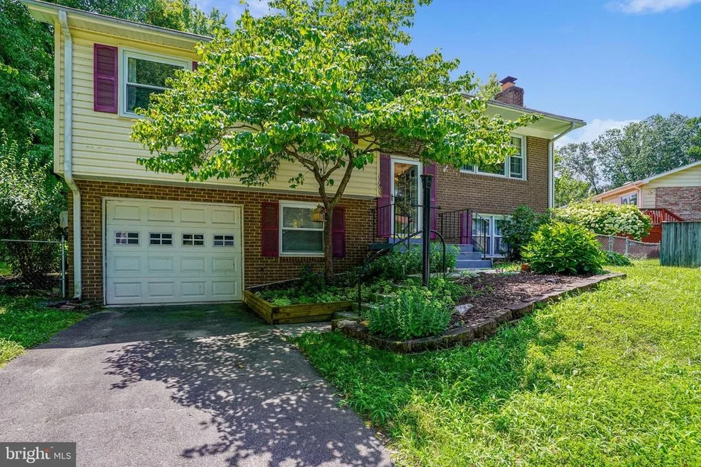 Unit for sale at 13653 KINGSMAN ROAD, WOODBRIDGE, VA 22193