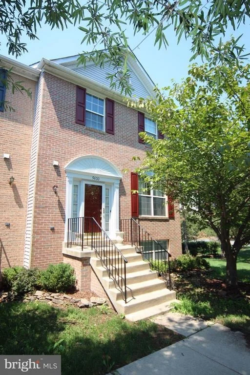 Unit for sale at 5600 OAKHAM PLACE, CENTREVILLE, VA 20120